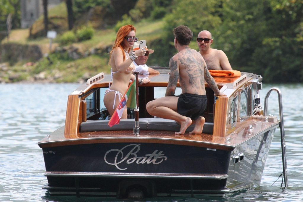 Bella Thorne Spends a Few Days Chilling Out With Her Boyfriend on Their Holidays in Lake Como (102 Photos)