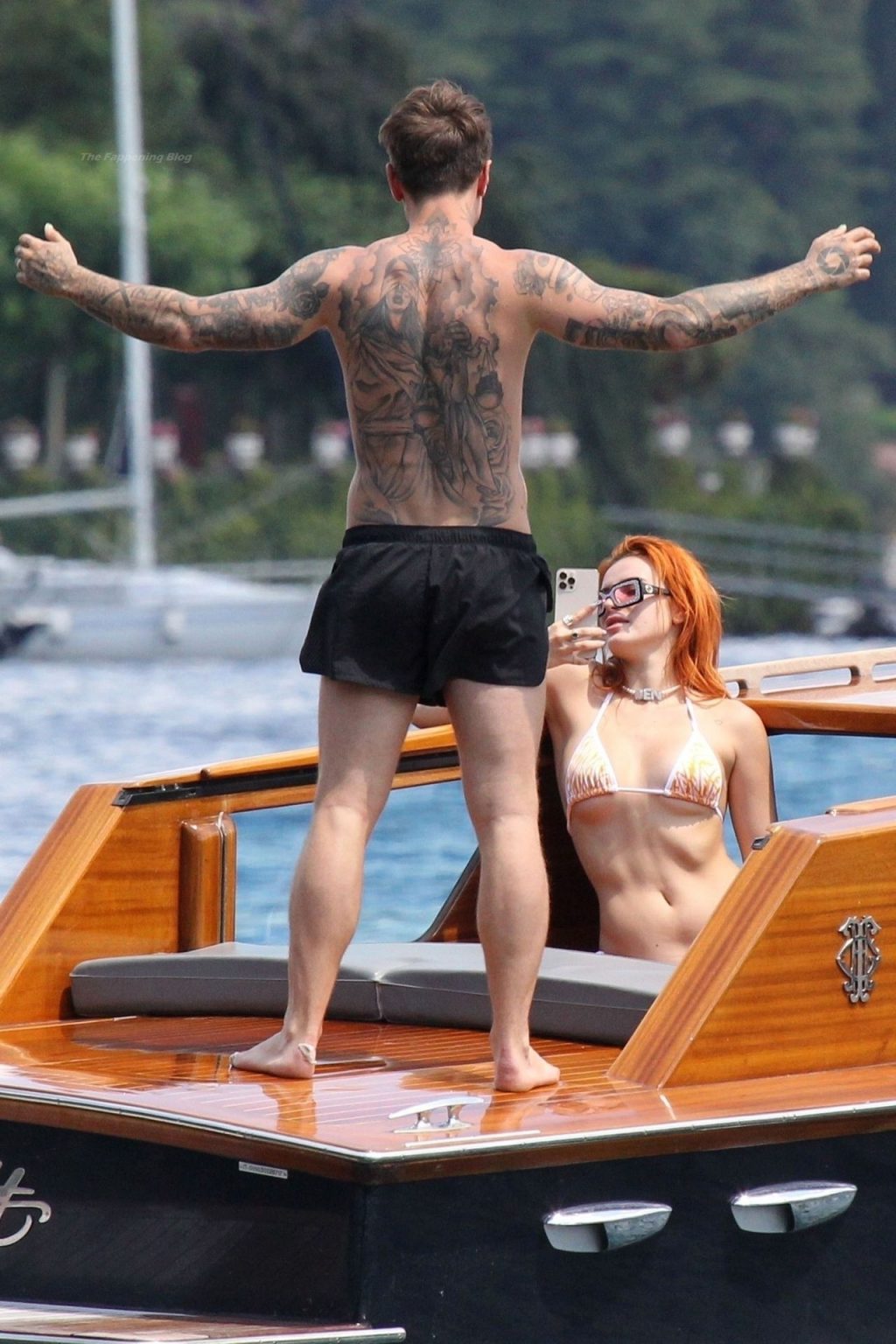 Bella Thorne Spends a Few Days Chilling Out With Her Boyfriend on Their Holidays in Lake Como (105 Photos) [Updated]