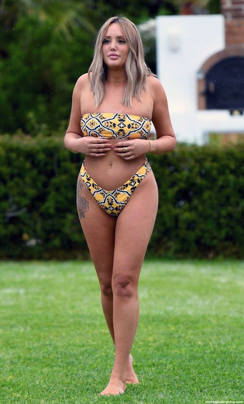 Charlotte-Crosby-Nude-Hot-29-thefappeningblog.com1_.jpg