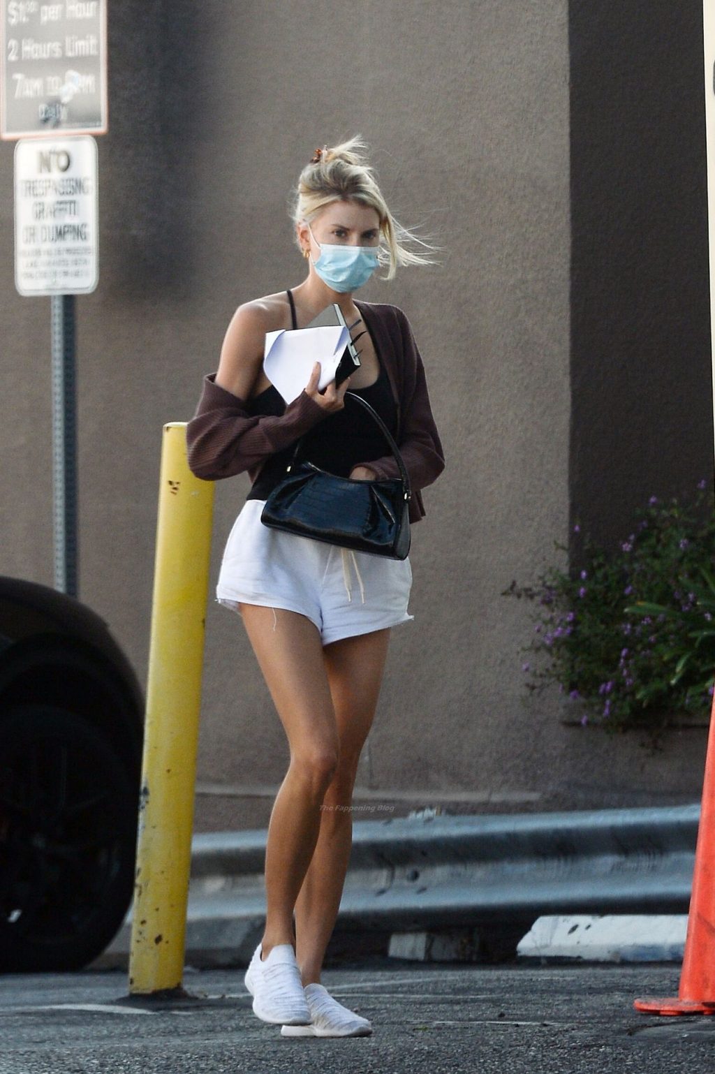 Leggy Charlotte Mckinney is Spotted Exiting Erewhon Market in LA (15 Photos)