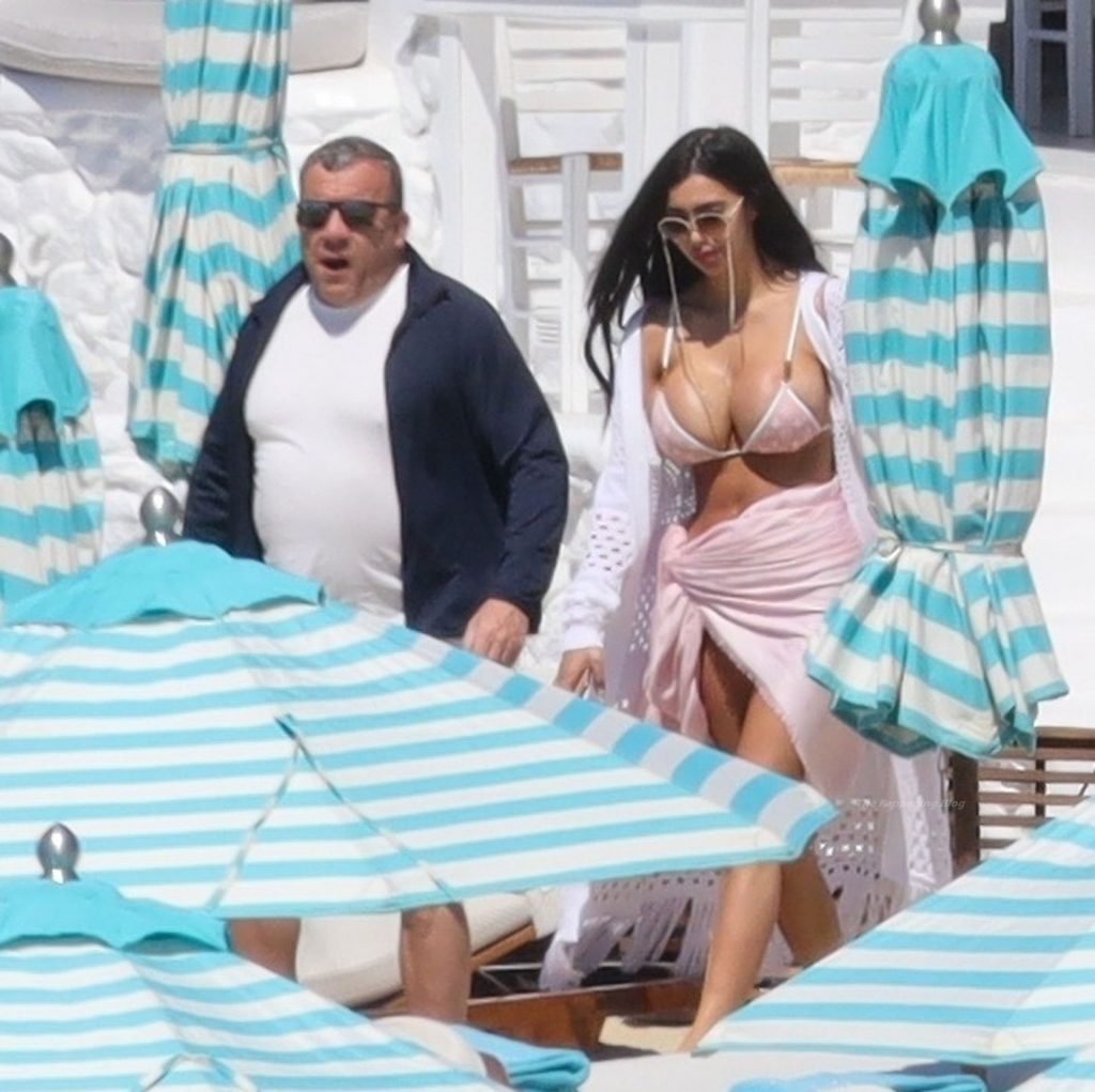Chloe Khan Puts on a Busty Display in a Tiny Pink Bikini on Holiday in Mykonos (40 Photos)