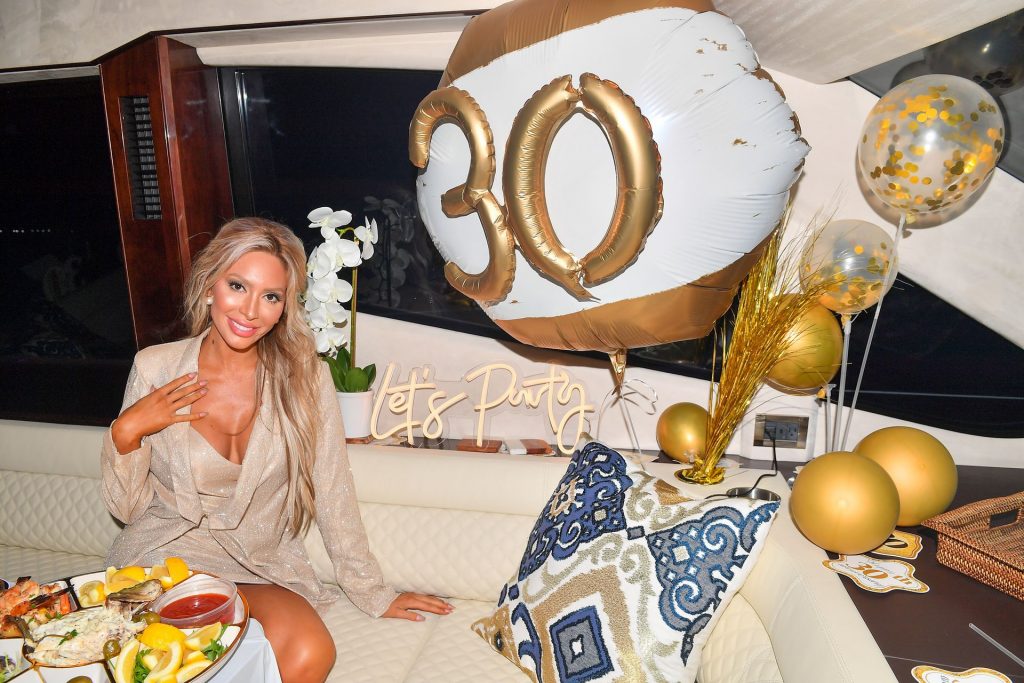 Farrah Abraham Celebrates Her 30th Birthday On a Yacht in Malibu (25 Photos)