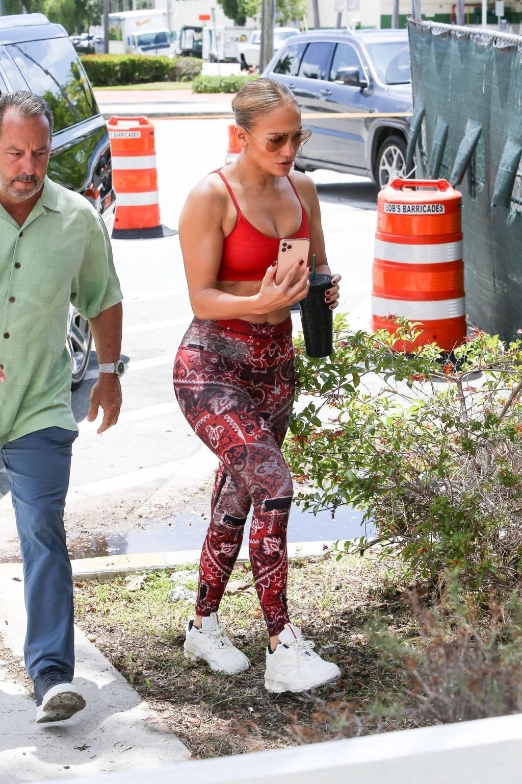 Jennifer Lopez Hits the Gym Showing Her Tits and Butt (57 Photos)