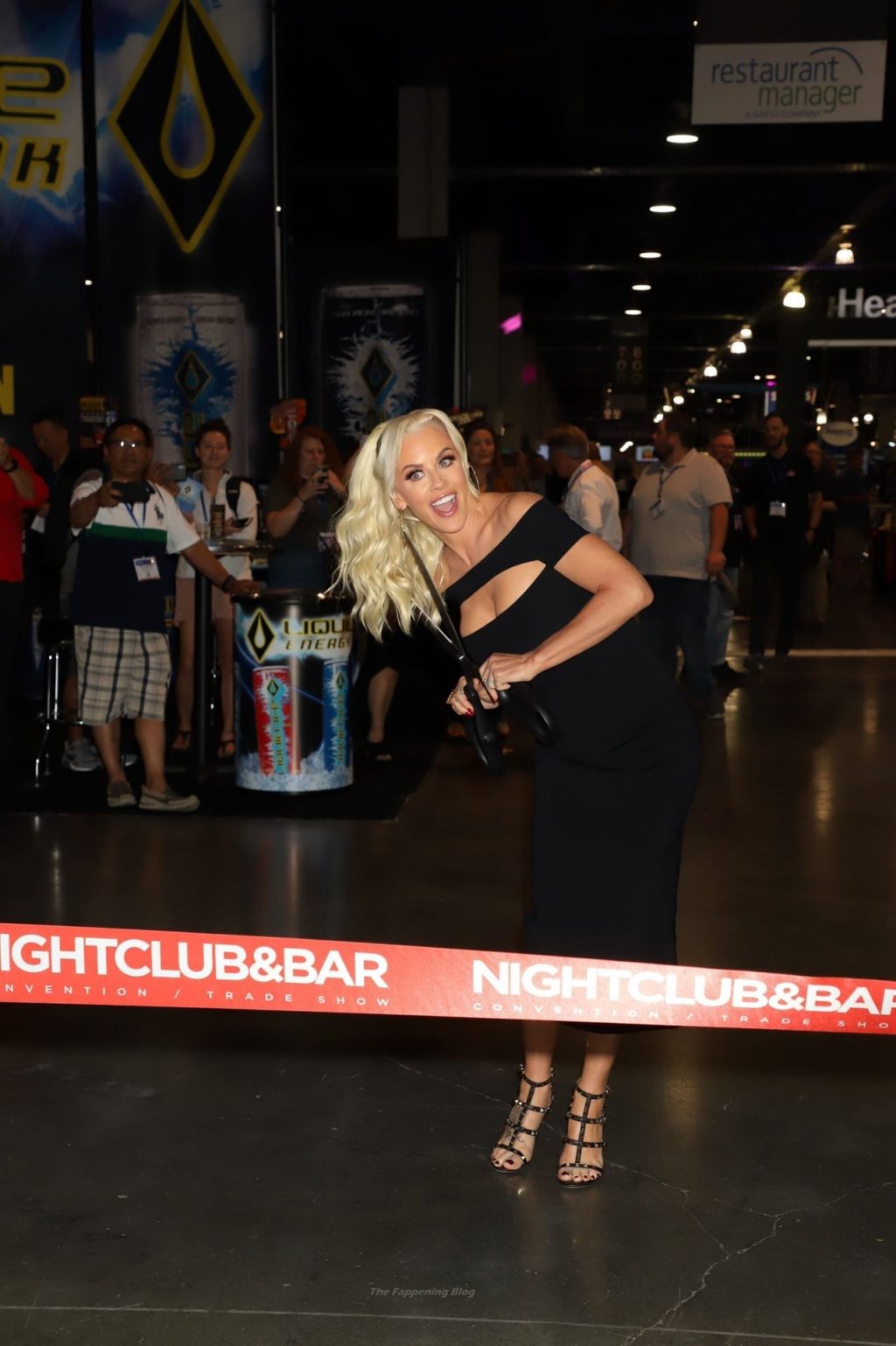 Jenny McCarthy Looks Stunning at the 35th Annual Nightclub &amp; Bar Show and World Tea Expo in Las Vegas (45 Photos)