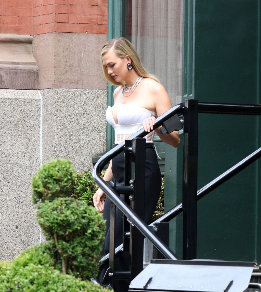 Karlie Kloss Looks Fashionable as She Steps Out in NYC (56 Photos)