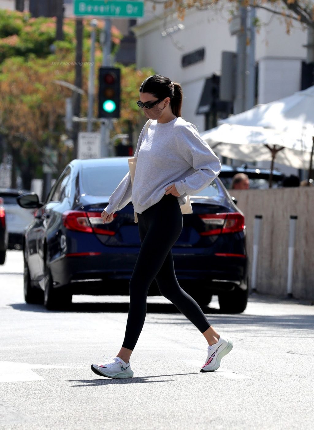 Kendall Jenner Steps Out For Lunch After Getting Her Workout Done (32 Photos)