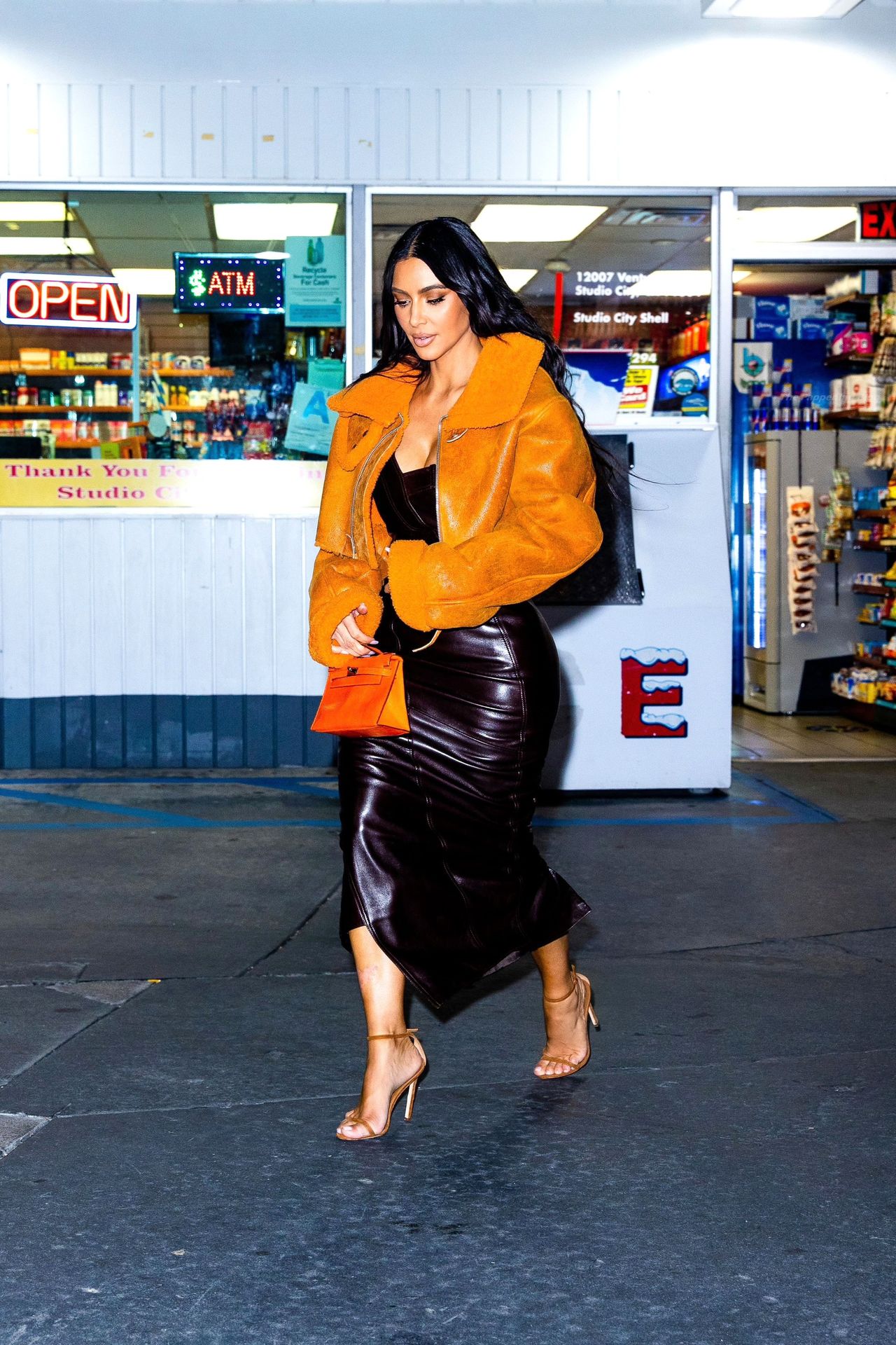 Kim-Kardashian-Sexy-The-Fappening-Blog-4.jpg