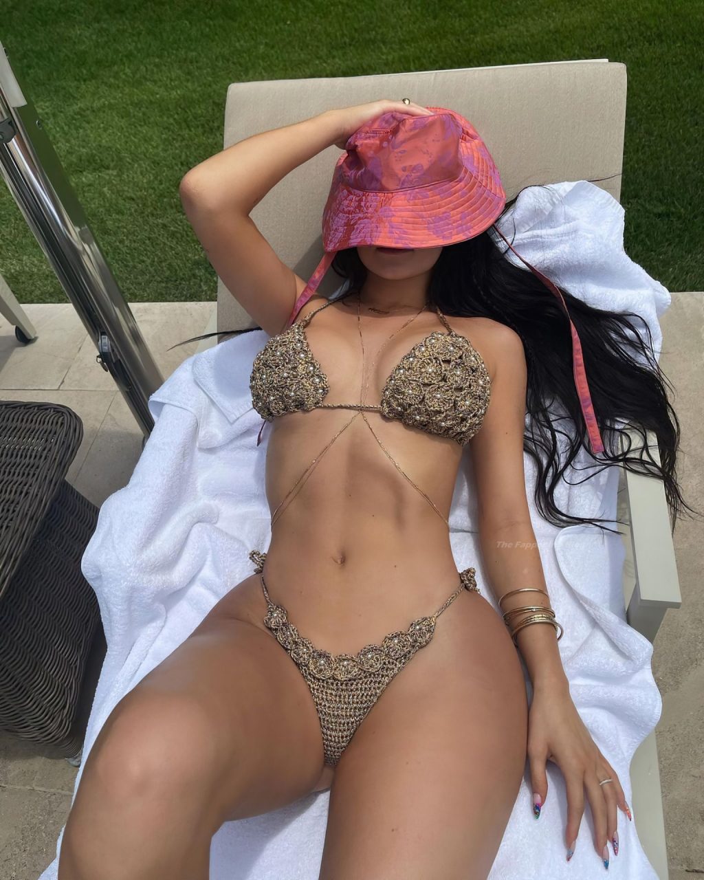 Kylie Jenner Sexy Collection – Part 2 (114 Photos)