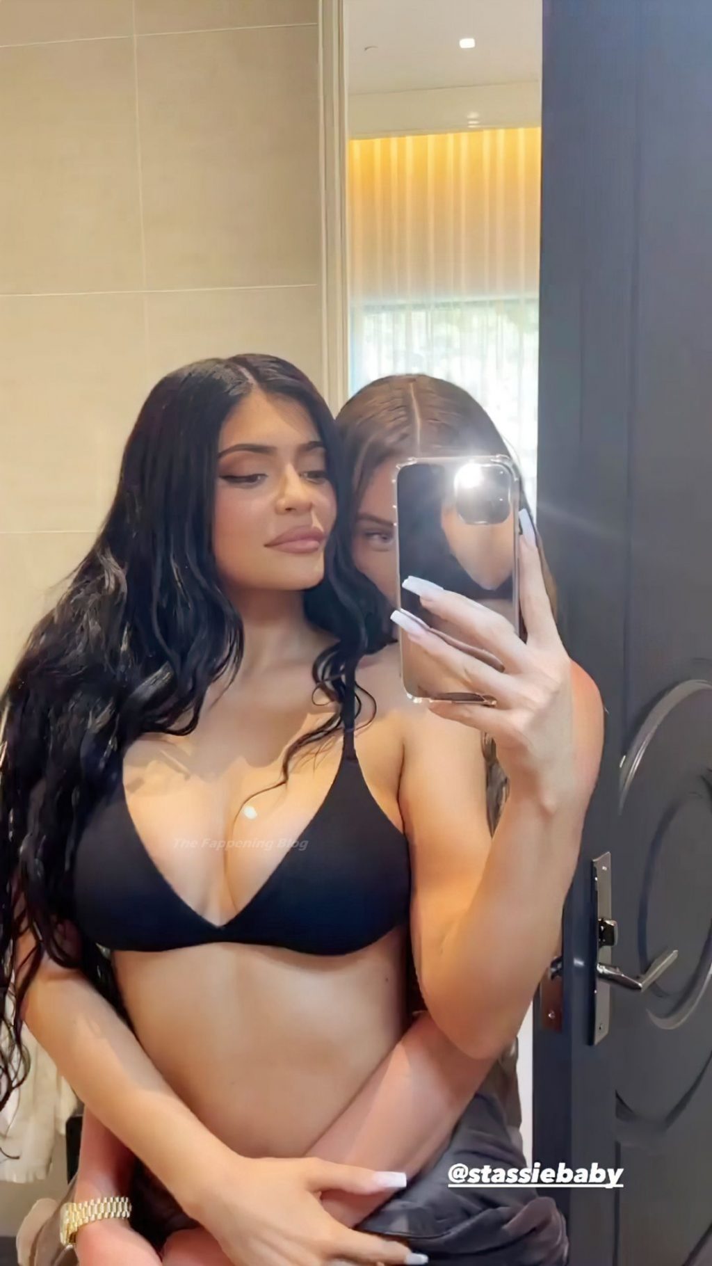 Kylie Jenner Sexy Collection – Part 2 (121 Photos) [Updated]