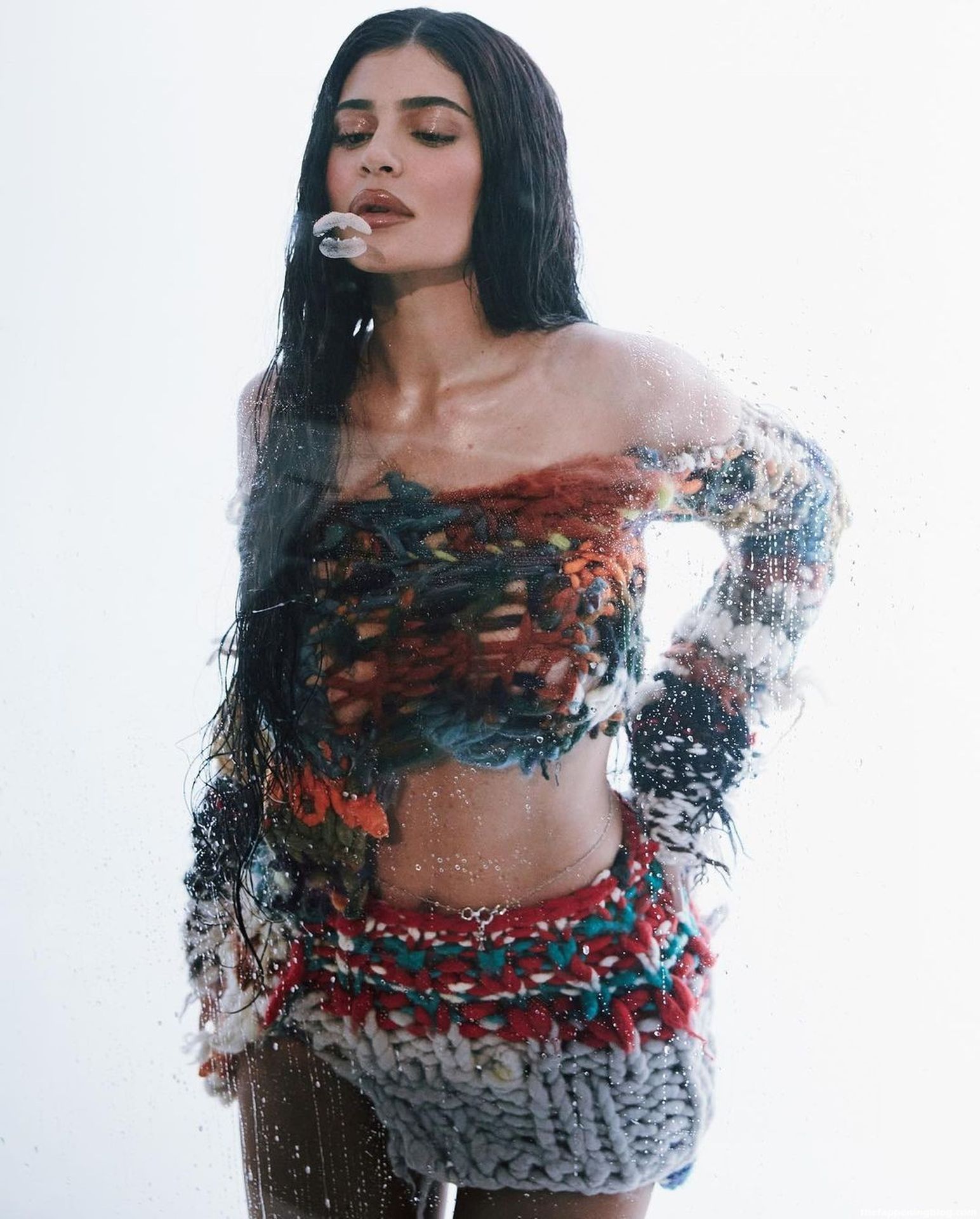 Kylie-Jenner-Sexy-Photoshoot-301-thefappeningblog.com_.jpg