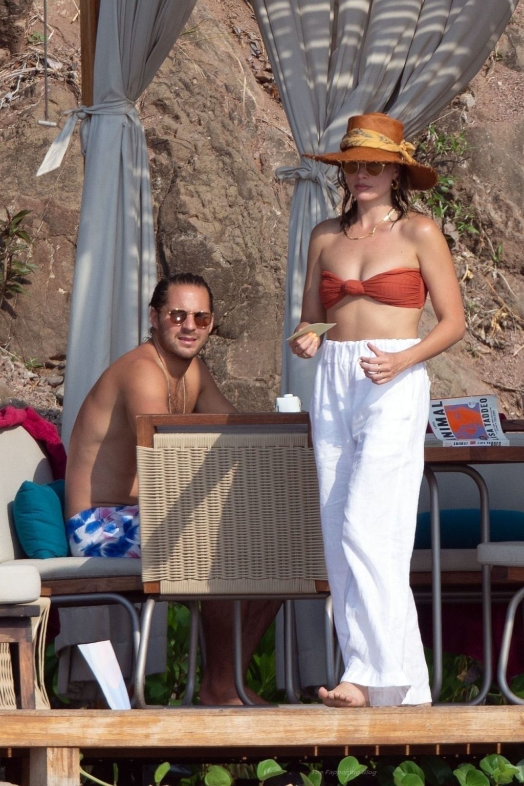 Margot Robbie Shares Some Steamy PDA with Husband Tom Ackerly in Puerto Vallarta (40 Photos)