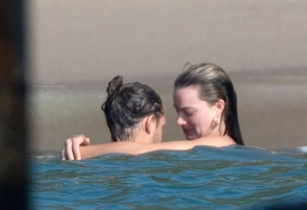 Margot Robbie Shares Some Steamy PDA with Husband Tom Ackerly in Puerto Vallarta (40 Photos)