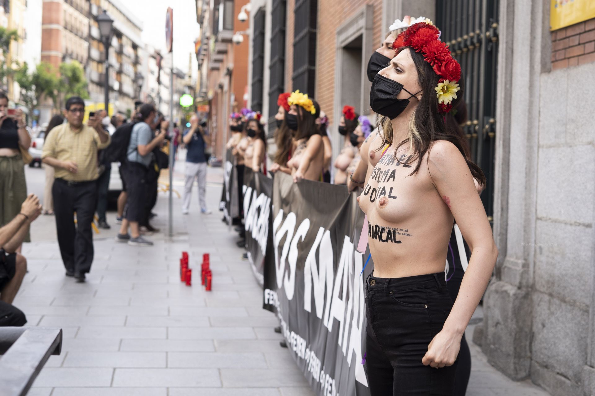 Nude-Femen-Activists-The-Fappening-Blog-12.jpg