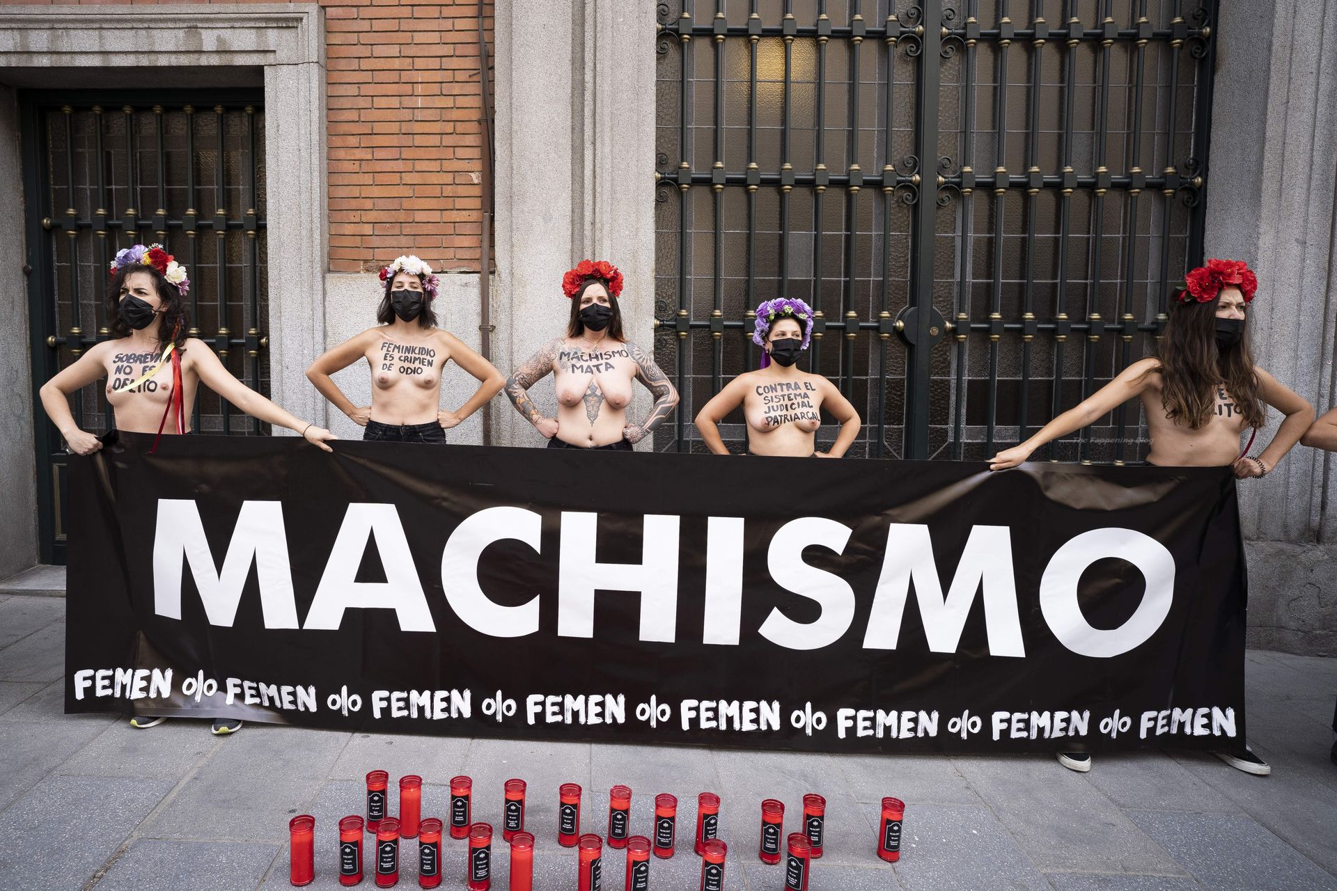 Nude-Femen-Activists-The-Fappening-Blog-14.jpg