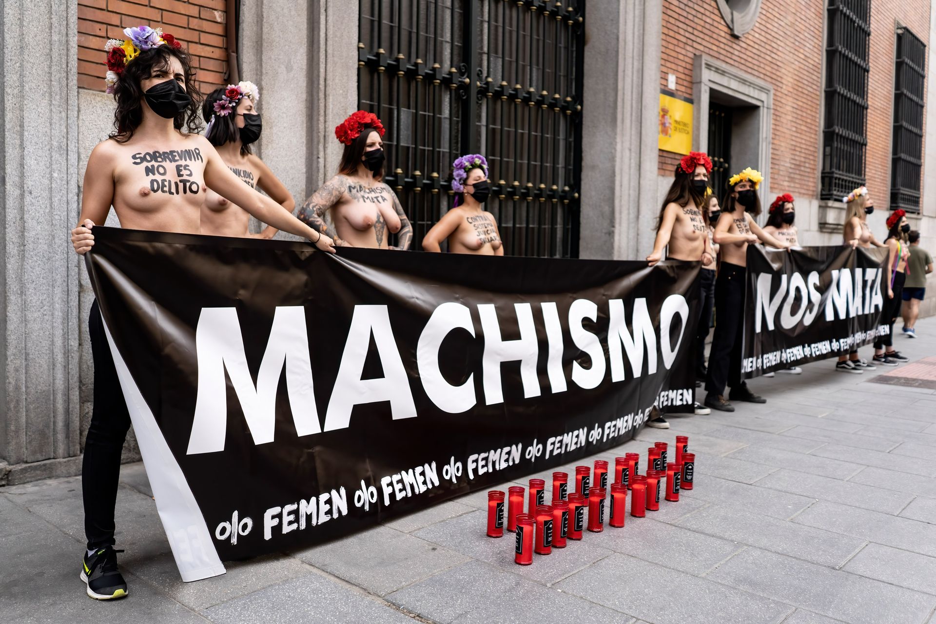 Nude-Femen-Activists-The-Fappening-Blog-22.jpg