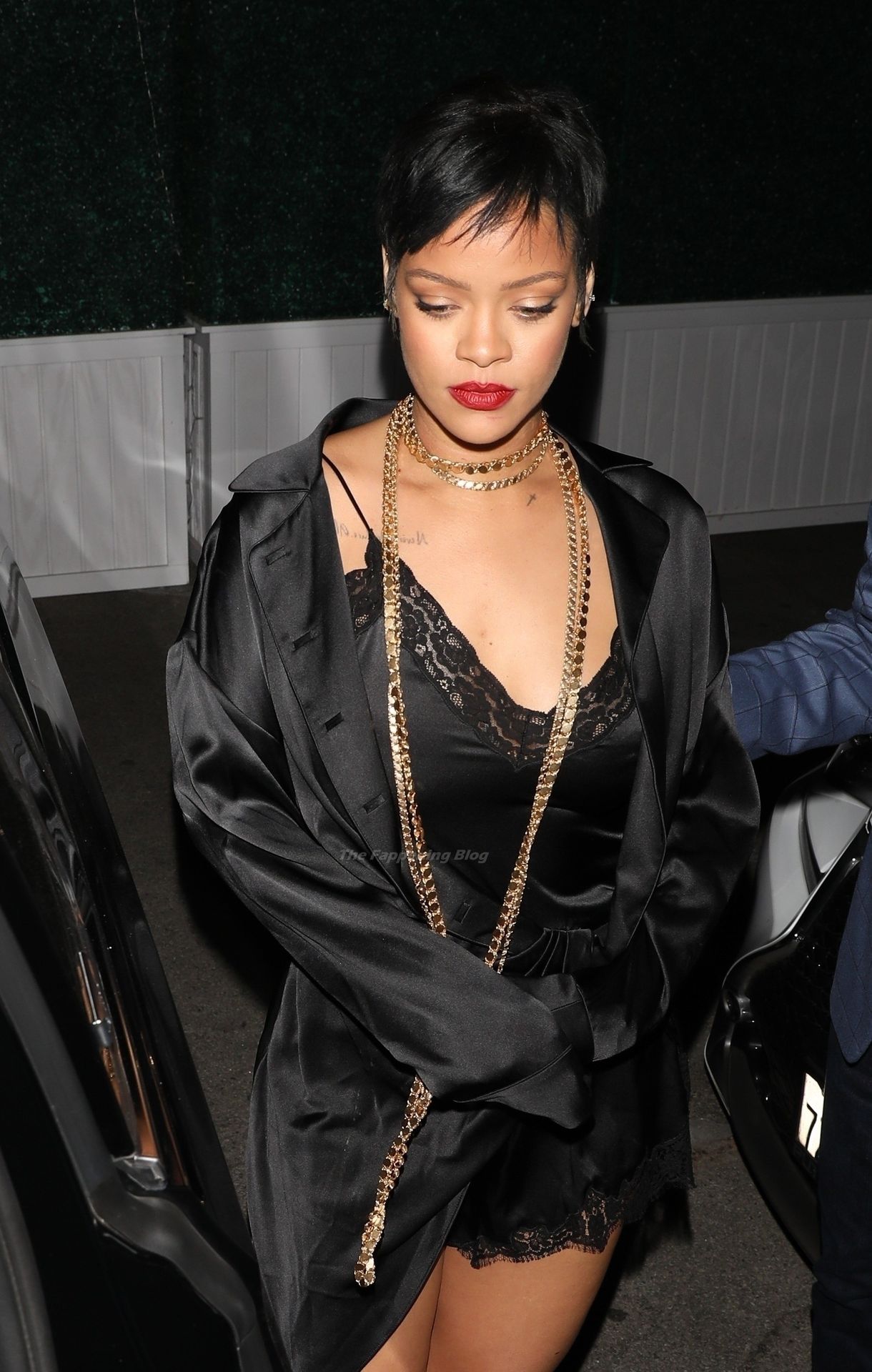 Rihanna-Sexy-The-Fappening-Blog-6.jpg