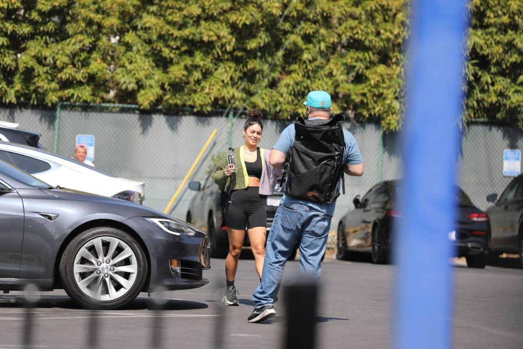 Vanessa Hudgens Arrives for a Workout at the Dogpound Gym (67 Photos)