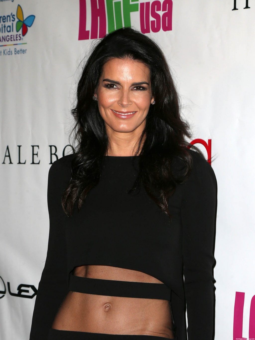 Angie Harmon Nude, Topless &amp; Sexy (111 Photos + Video Scenes)