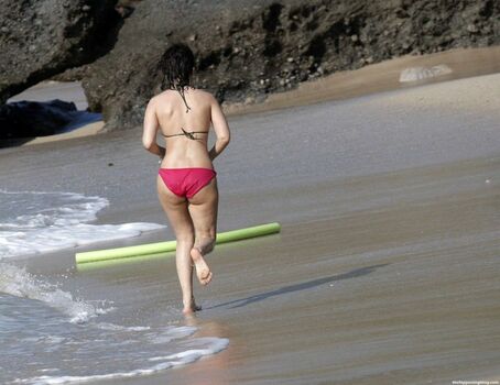 Katie Melua / katiemeluaofficial Nude Leaks Photo 10