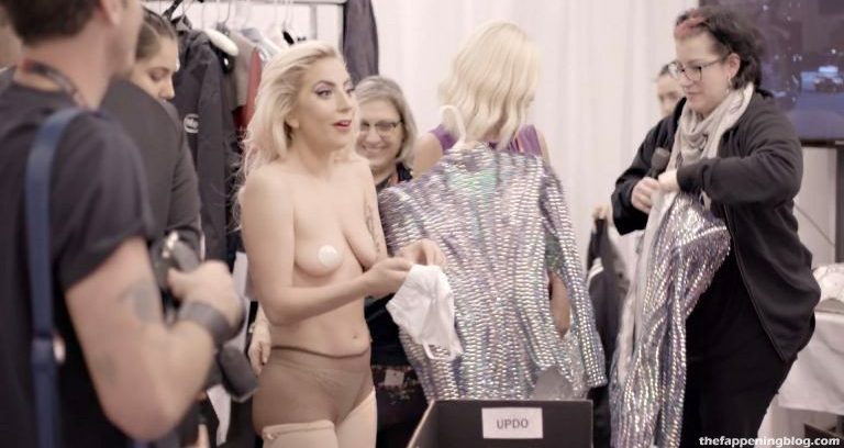 Lady Gaga Nude &amp; Sexy Collection – Part 1 (158 Photos + Possible Porn &amp; Sex Video Scenes)