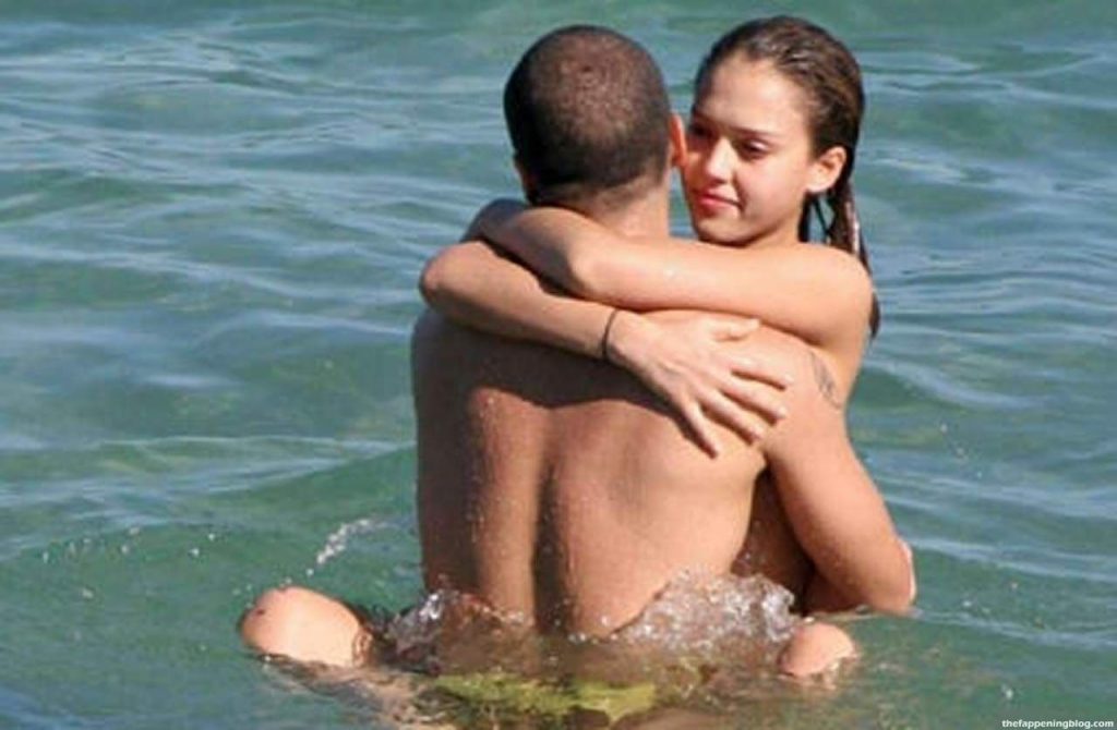 Jessica Alba Nude Leaked The Fappening &amp; Sexy – Part 1 (159 Photos + Possible Porn Video &amp; Sex Scenes) [Updated]