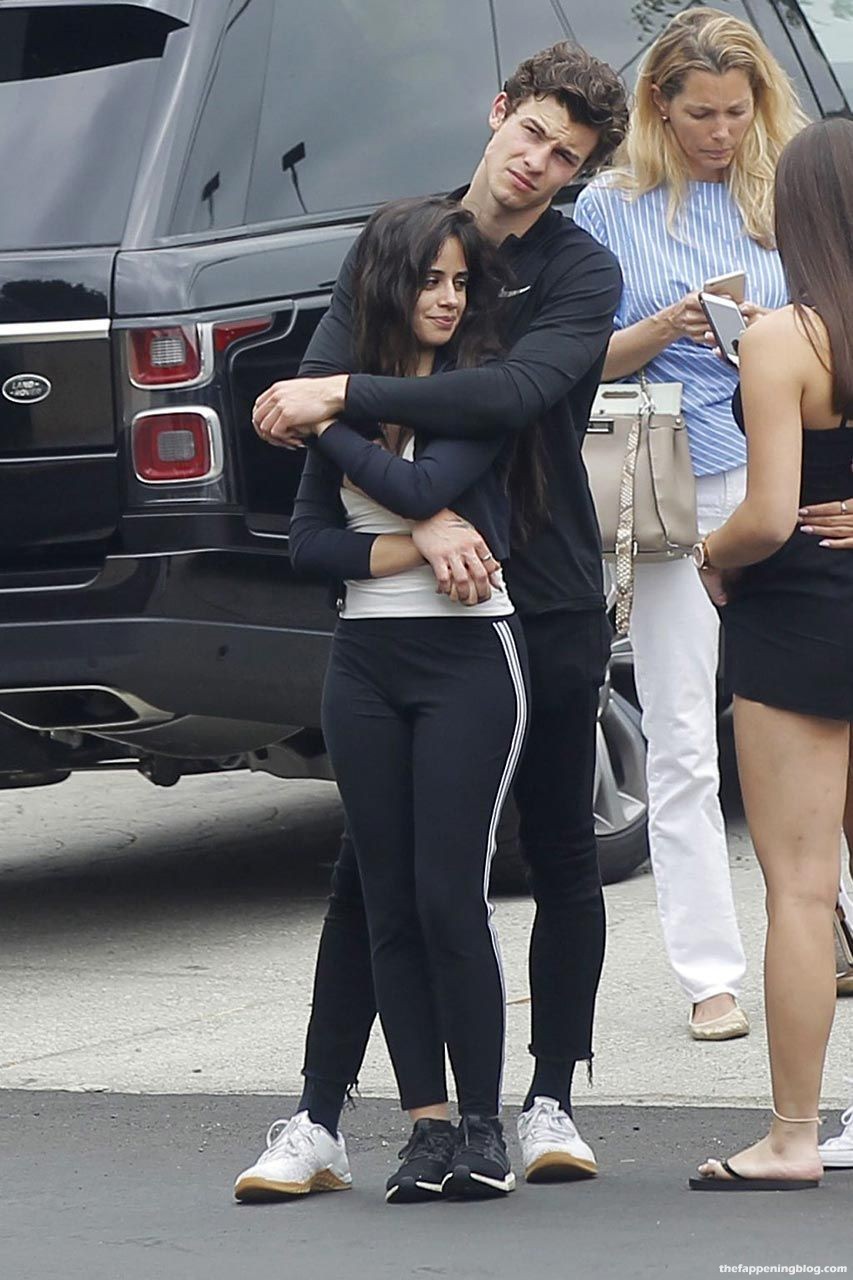 0625224703372_156_Camila-Cabello-Shawn-Mendes-Sexy-Hot-PDA-6-thefappeningblog.com-11.jpg