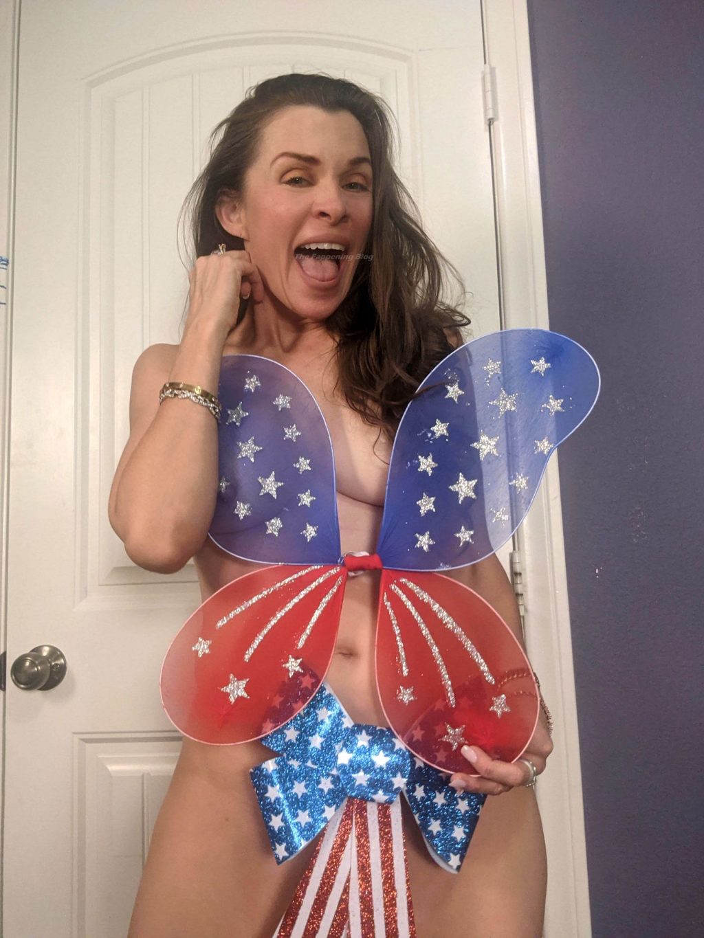 Alicia Arden Posts Some Risque And Bizarre 4th Of July Stuff For Her Fans (21 Photos)