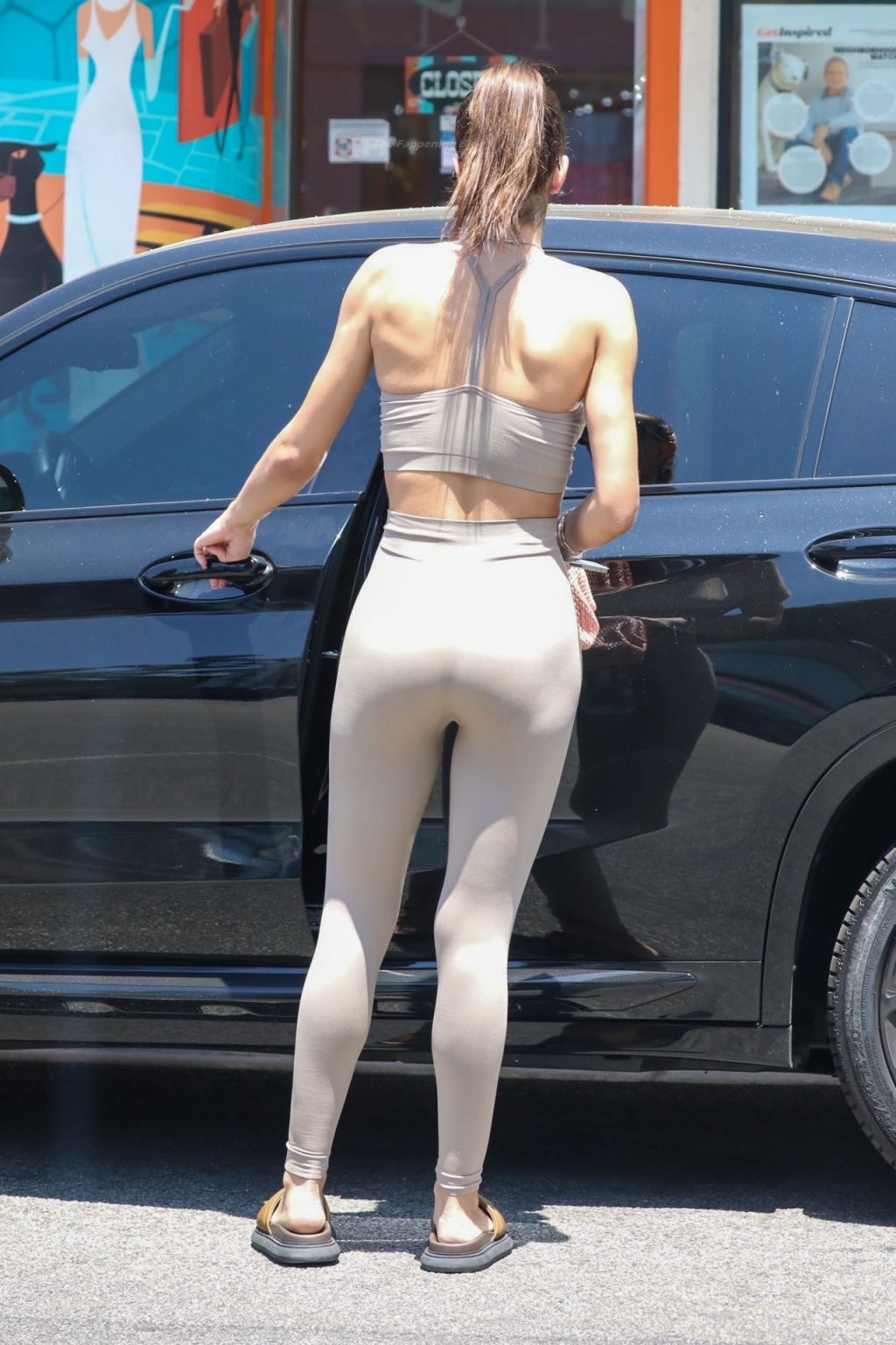 Amelia Hamlin Shows Off Her Sexy Model Figure Leaving Pilates (53 Photos) [Updated]