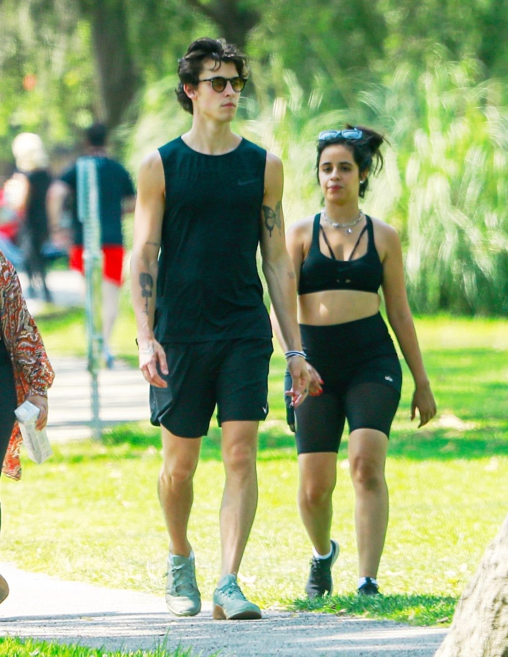 Camila Cabello &amp; Shawn Mendes Take a Stroll in Beverly Hills (96 Photos)
