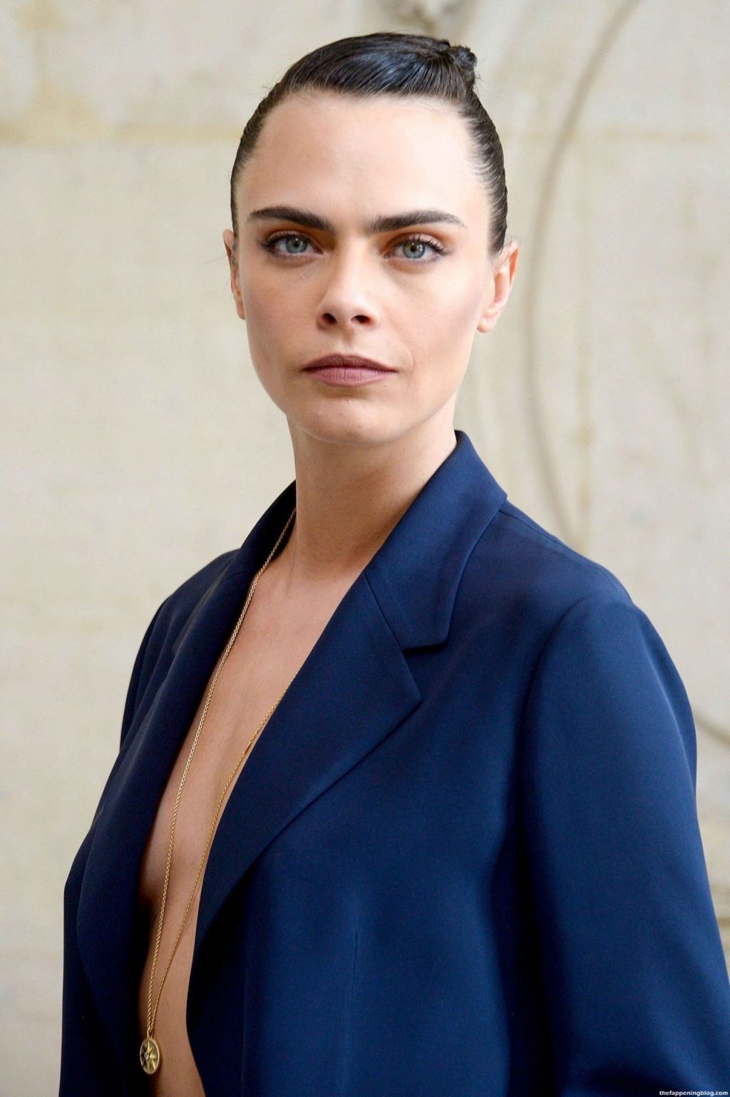 Cara Delevingne Flashes Her Nude Tit at the Fashion Show in Paris (70 Photos)