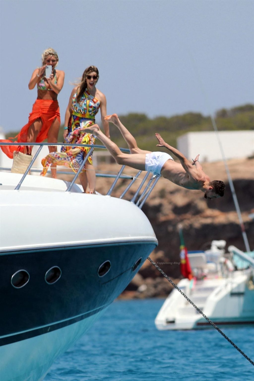 Jorginho &amp; Catherine Harding Enjoy Their Summer Holiday in Formentera (42 Photos)