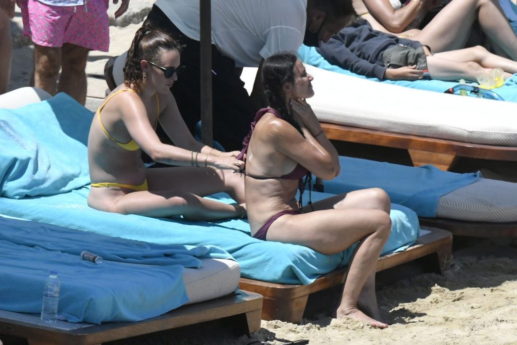 Demi Moore &amp; Rumer Willis Enjoy a Beach Day in Mykonos (113 Photos)
