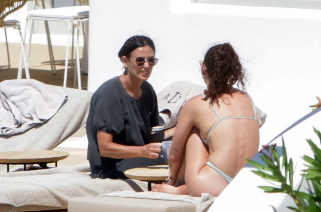 Demi Moore Goes Through a Rigorous Stretching Routine on Holiday with Rumer Willis (28 Photos)