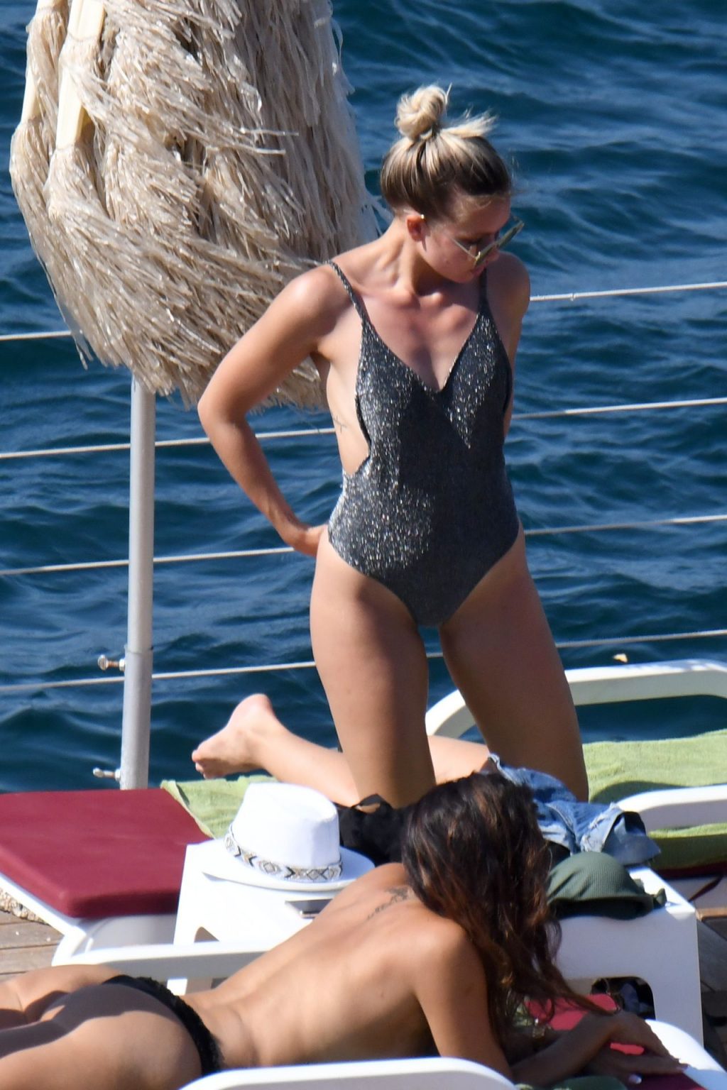 Ema Kovac Stuns in an One-Piece Bikini in Ischia (29 Photos)