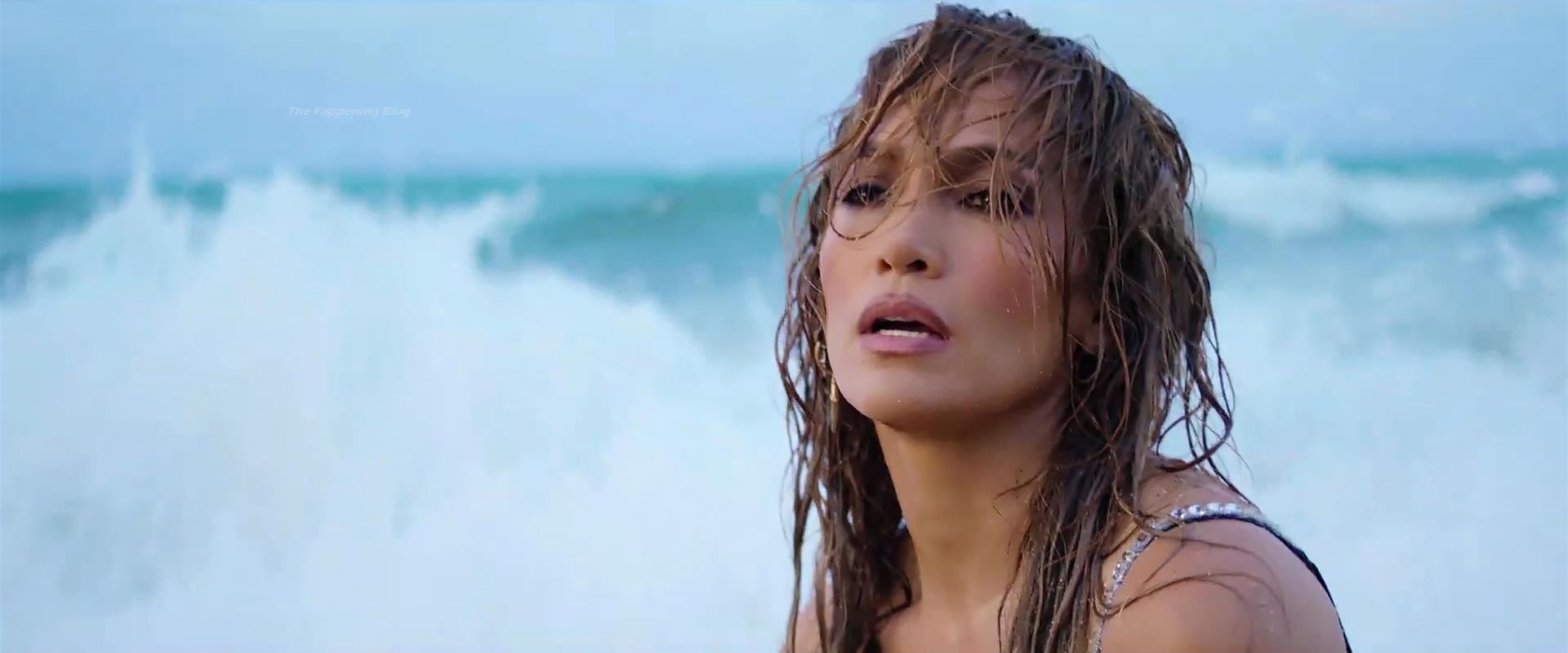 Jennifer-Lopez-Sexy-The-Fappening-Blog-14-1.jpg