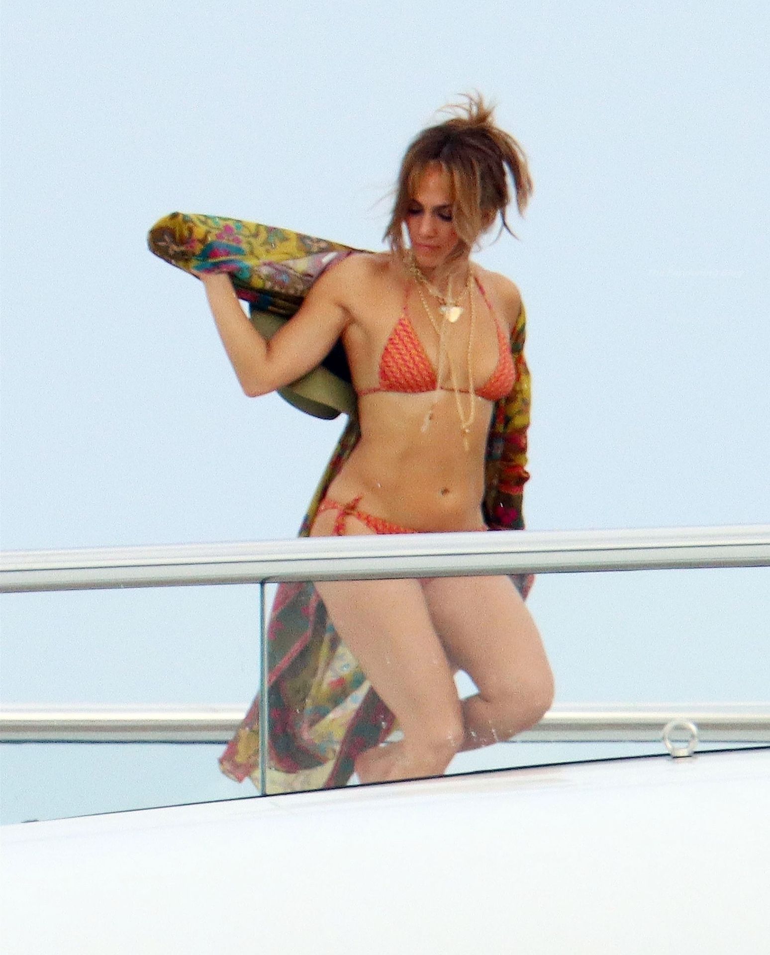 Jennifer-Lopez-Sexy-The-Fappening-Blog-65-2.jpg
