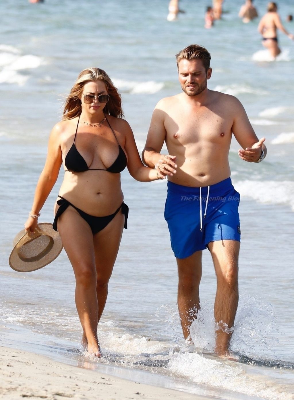 Jessica Paszka &amp; Johannes Haller Enjoy a Stroll Along the Beach in Ibiza (21 Photos)