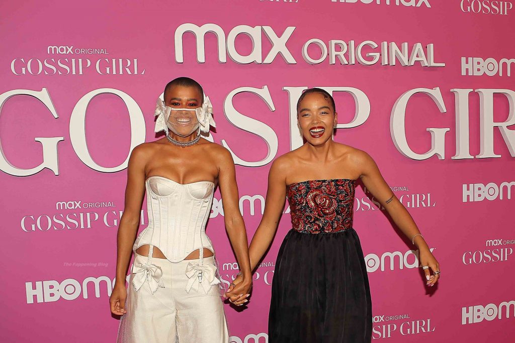 Jordan Alexander Displays Her Nice Cleavage in a White Dress at the Gossip Girl Reboot Screening (63 Photos)
