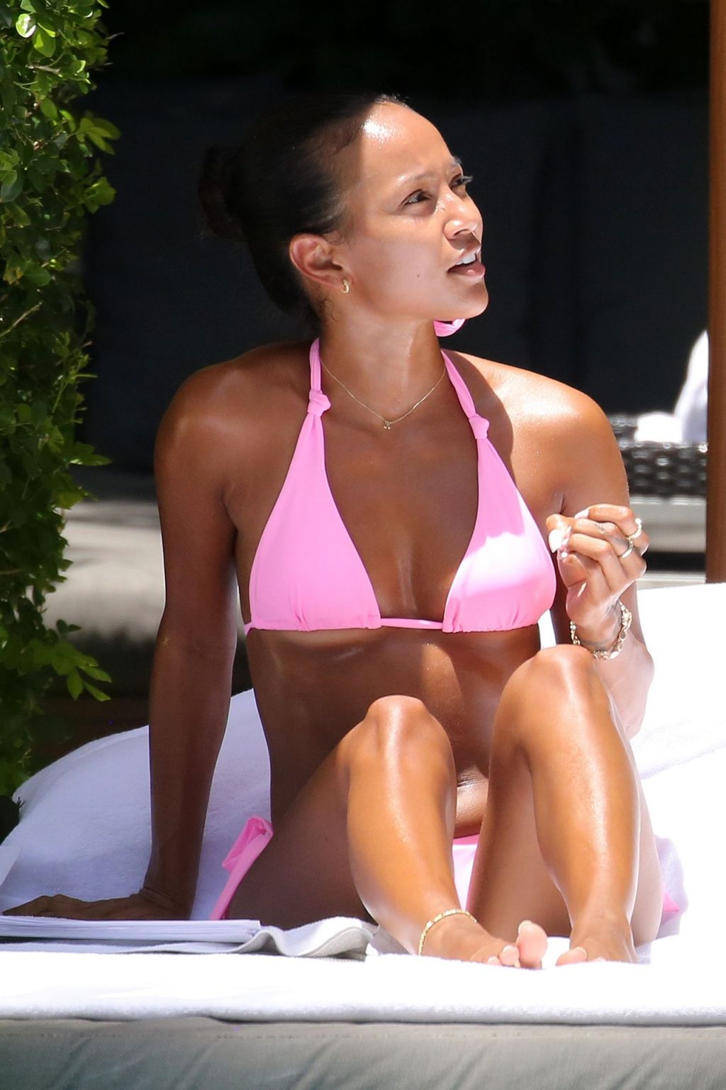Karrueche Tran Shows Off Her Sexy Figure in a Pink Bikini (10 Photos)