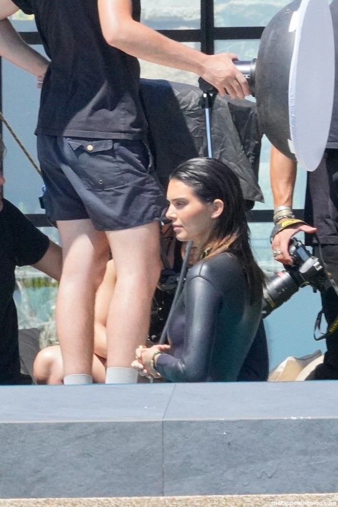 Leggy Kendall Jenner Stuns During a Shoot in St Tropez (142 Photos)