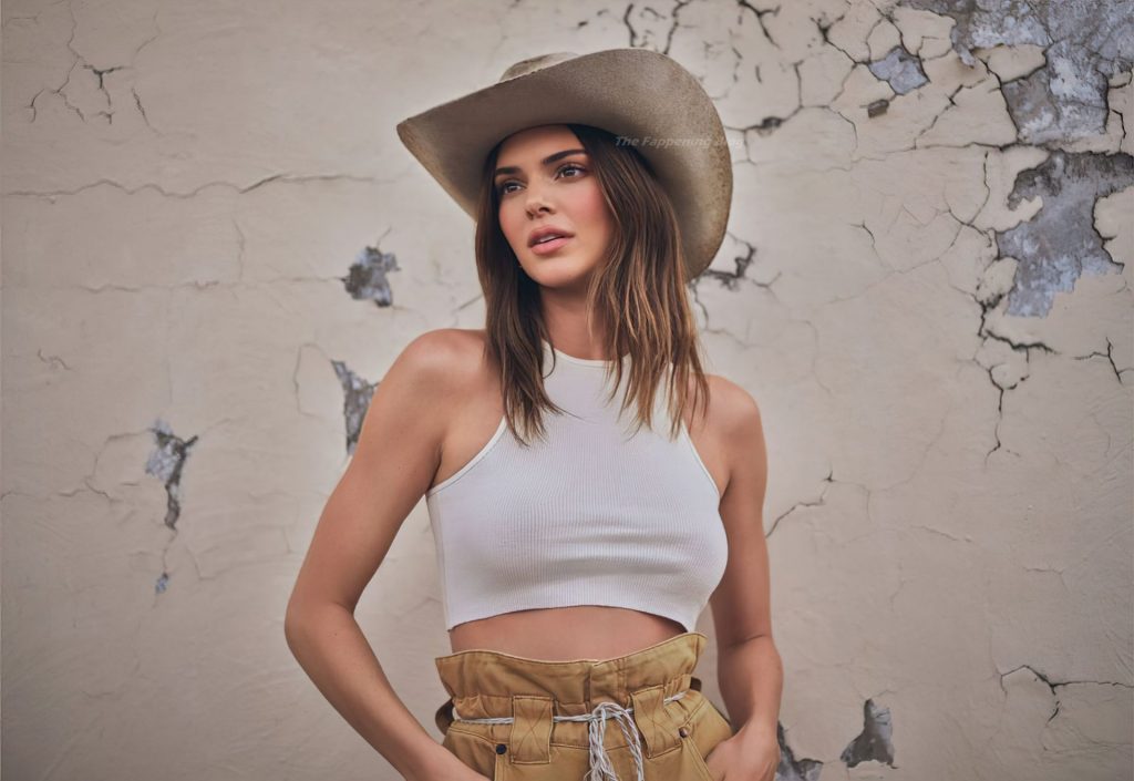 Kendall Jenner Sexy (11 Hot Photos)