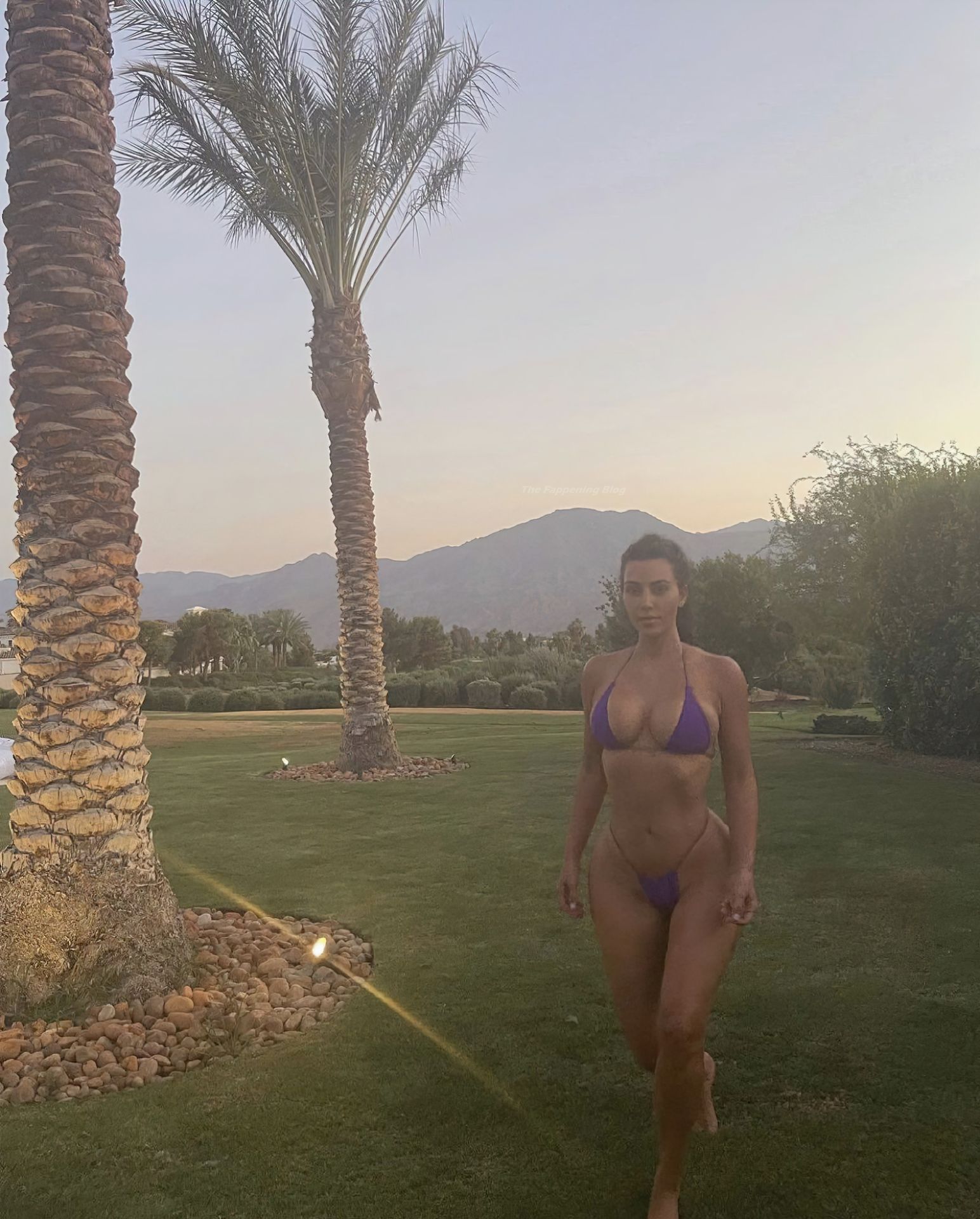 Kim-Kardashian-Curvy-Body-1thefappeningblog.com_.jpg