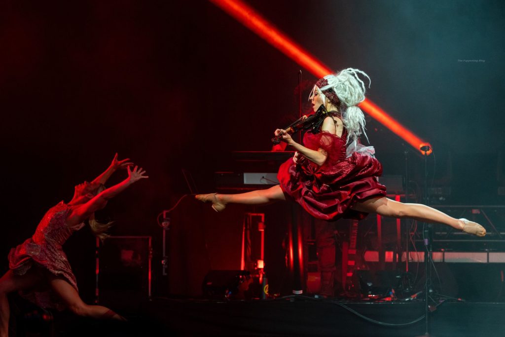 Lindsey Stirling Kicks Off Artemis Tour in Kansas City (150 Photos)
