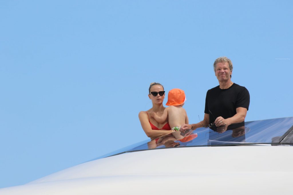 Natasha Poly is Seen On a Yacht in Saint-Tropez (17 Photos)