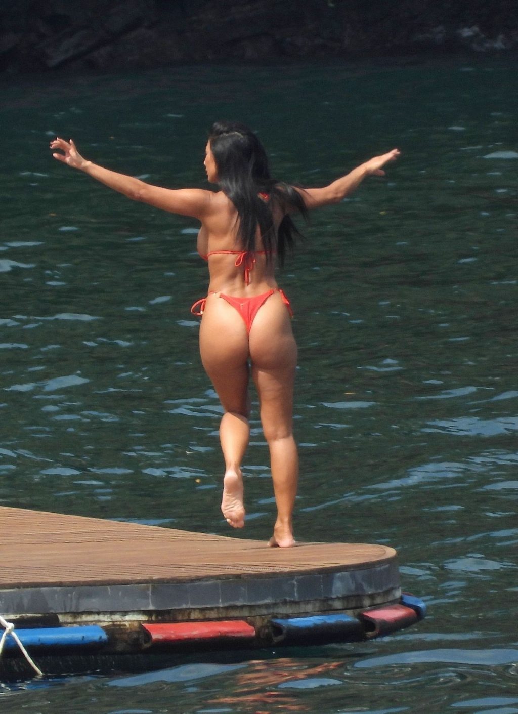 Nicole Scherzinger Gets the Temperatures Soaring on Holiday in Lake Como (48 Photos)