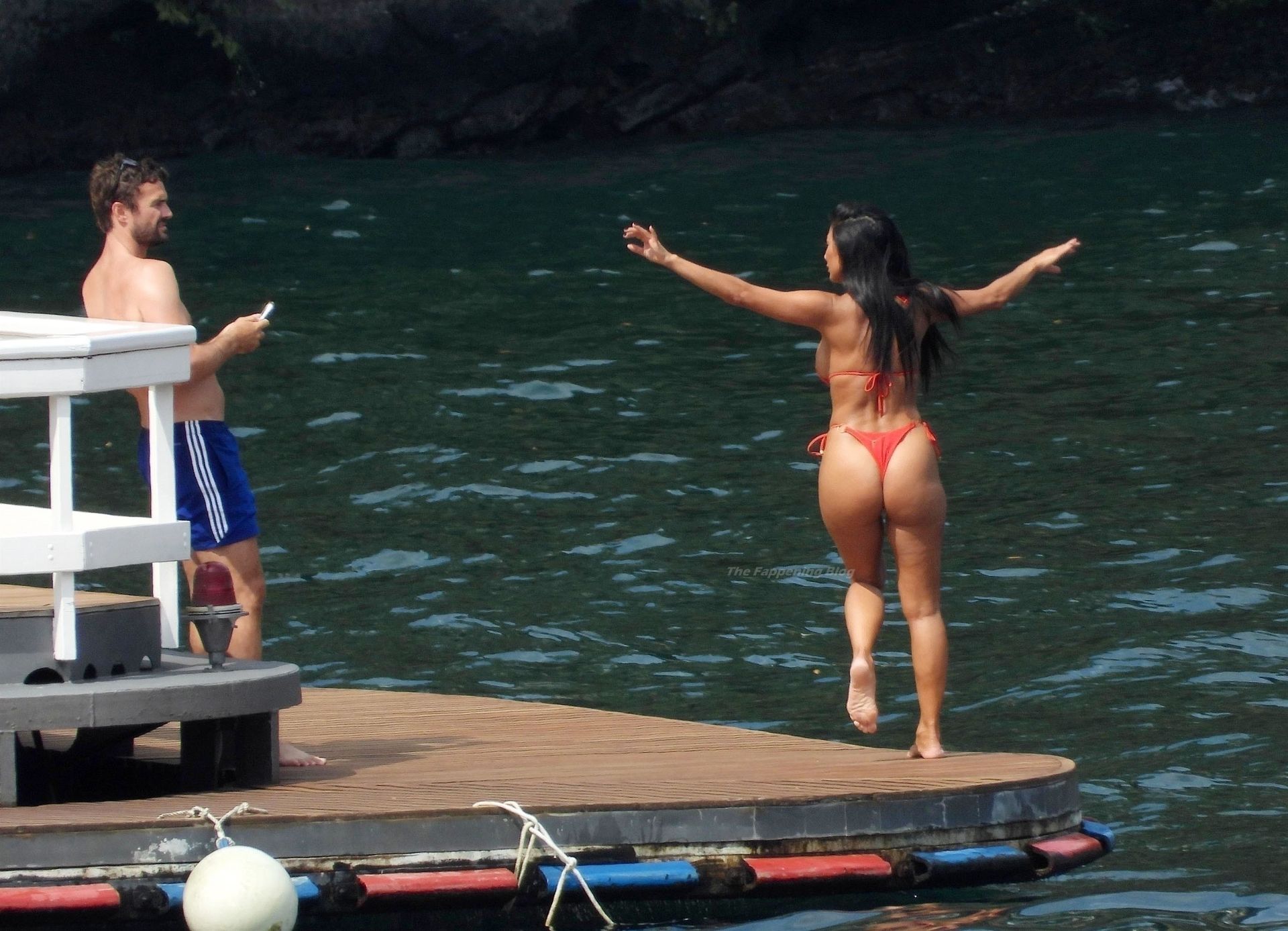 Nicole Scherzinger Gets the Temperatures Soaring on Holiday in Lake Como (4...