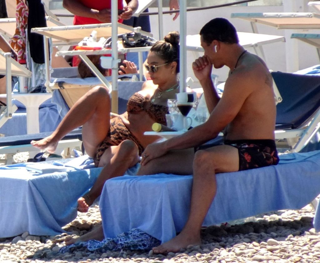 Tony Gonzalez Chills Out With His Wife October Out in The Hot Sicilian Sunshine in Taormina (37 Photos)