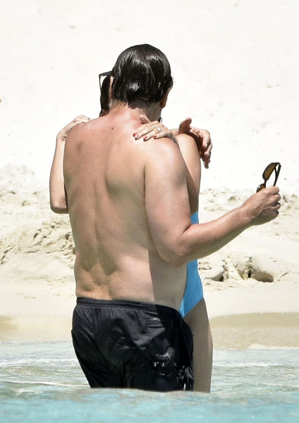 Penelope Cruz &amp; Javier Bardem Enjoy a PDA Filled Holiday in Italy (86 Photos)