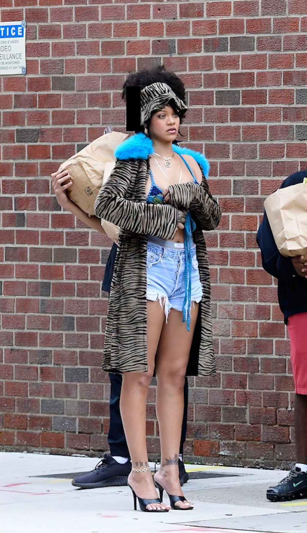 Leggy Rihanna is Spotted on The Set of a Project in The Bronx New York (89 Photos)