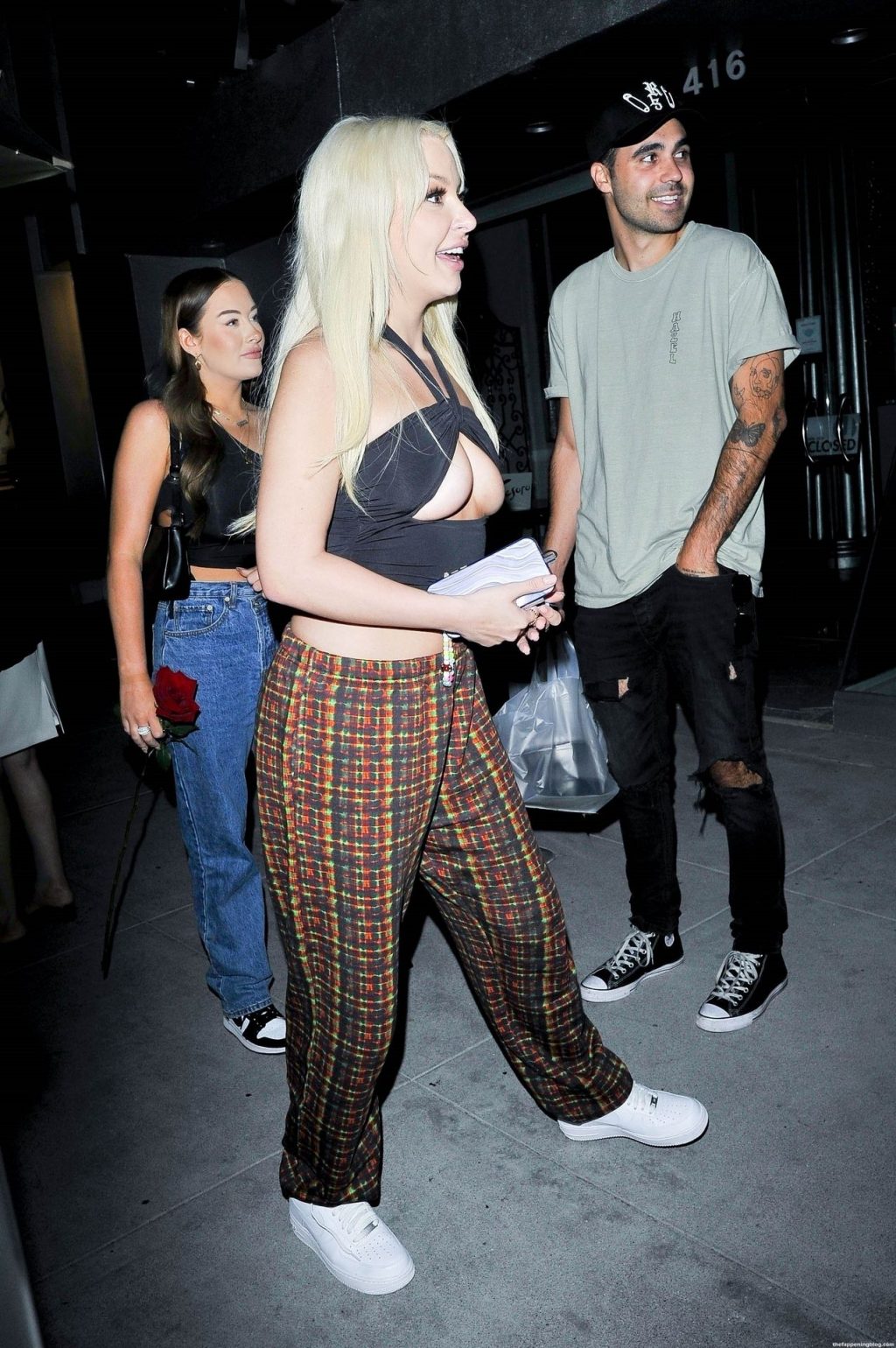 Busty Tana Mongeau and Her Good Friend Hunter Moreno Grab Dinner at Il Pastaio (45 Photos)
